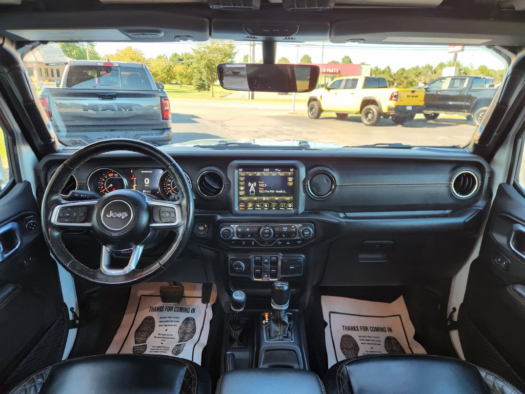 Used 2021 Jeep Wrangler Unlimited Sahara AWD/4WD image 19