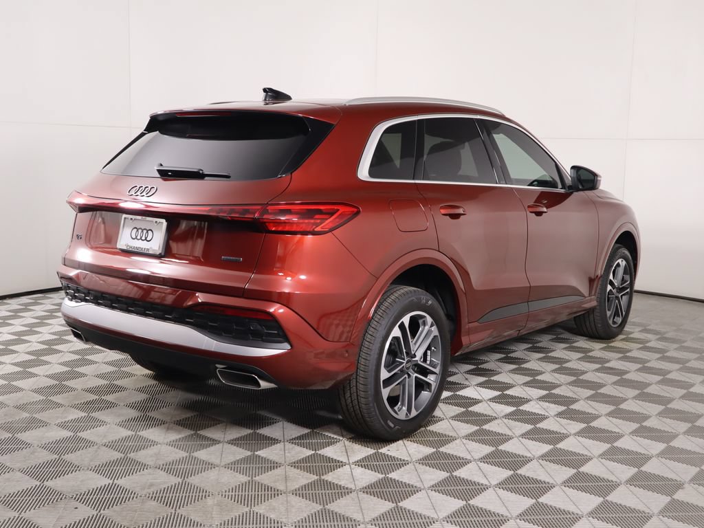 Used 2025 Audi Q5 Premium Plus w/ Premium Plus AWD/4WD image 6