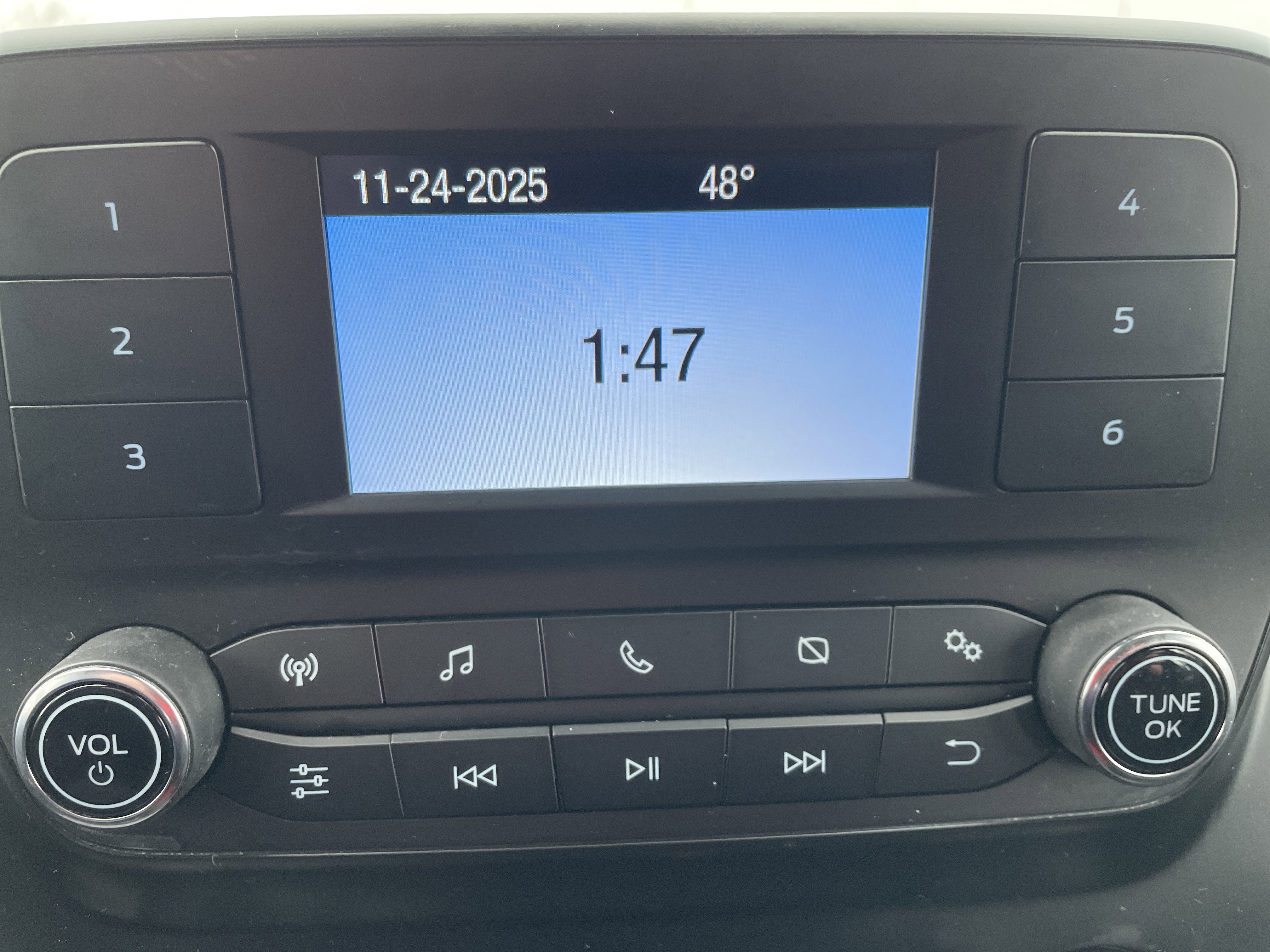 Used 2024 Ford Transit 250 Low Roof w/ Exterior Upgrade Package image 12