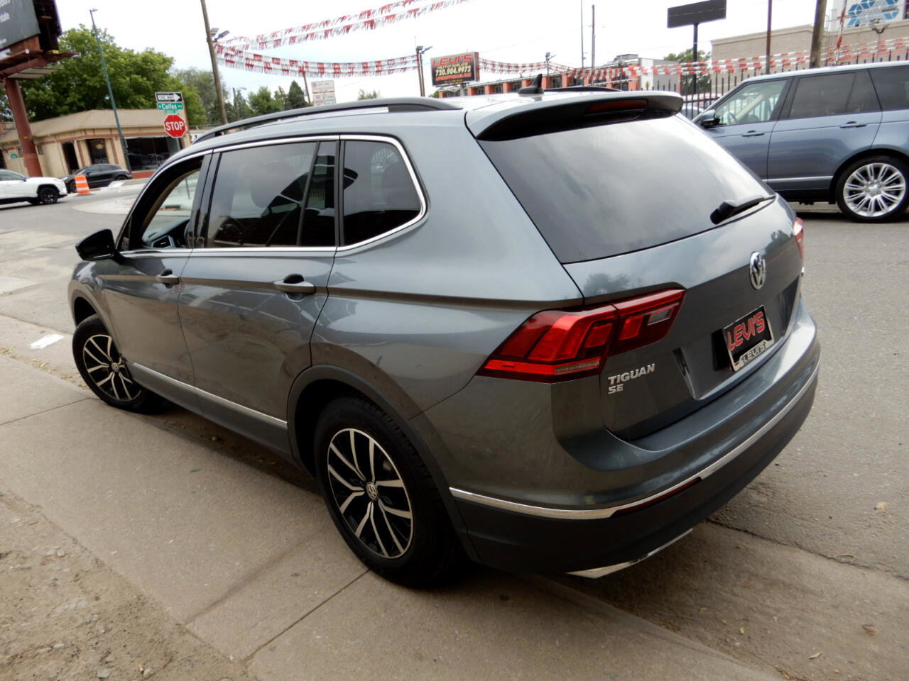 Used 2021 Volkswagen Tiguan SE image 7