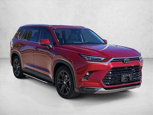 Certified 2025 Toyota Grand Highlander FWD image 3