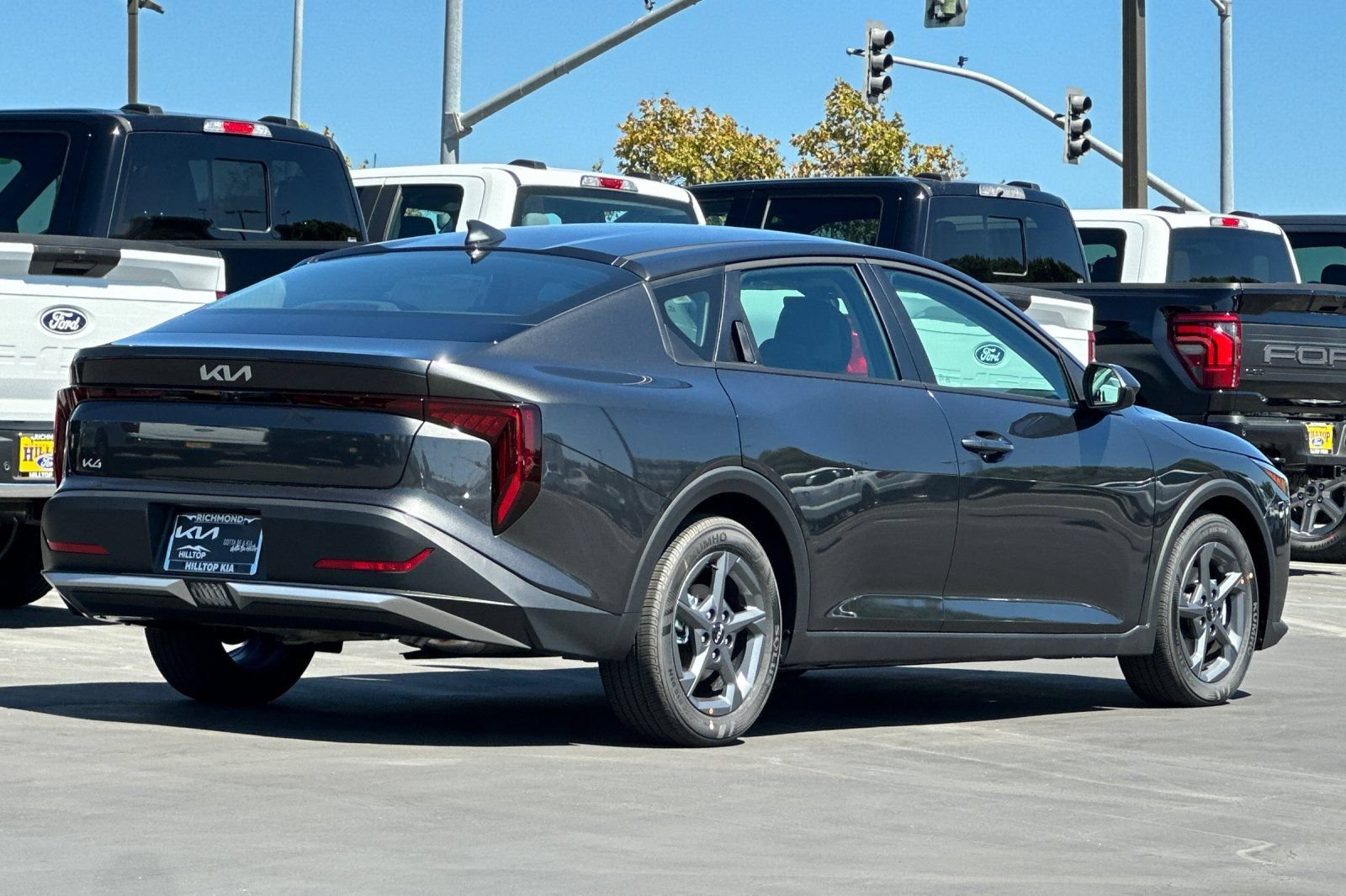New 2026 Kia K4 FWD image 4