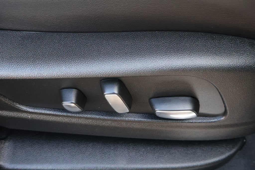 Used 2025 Cadillac XT5 Premium Luxury image 43