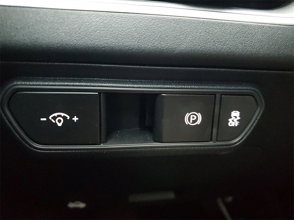 Certified 2025 Kia K4 LXS image 30