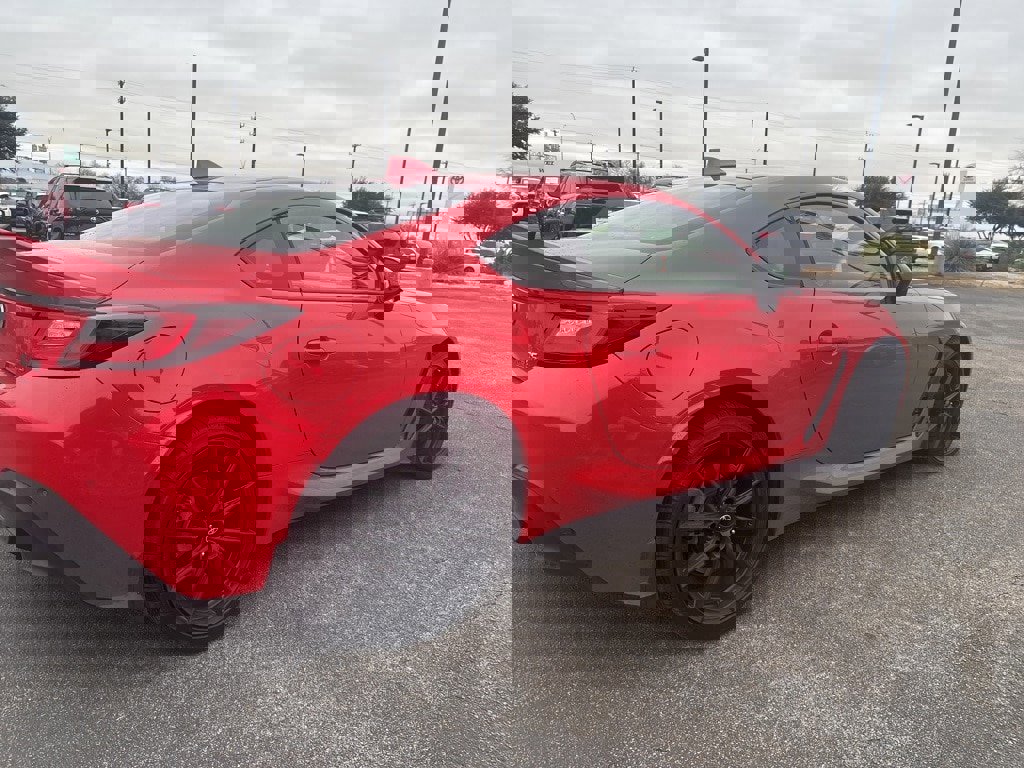 Certified 2024 Toyota GR86 Premium image 3