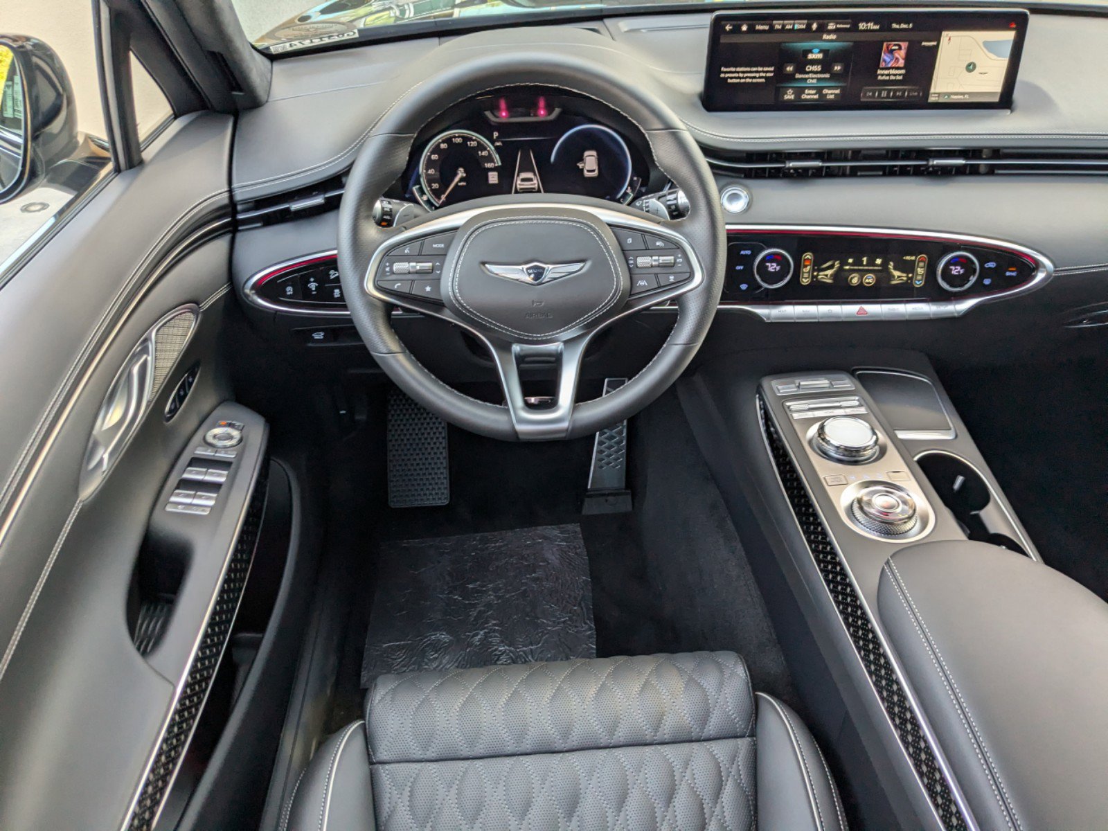 New 2025 Genesis GV70 3.5T Sport w/ Sport Prestige Package AWD/4WD image 11