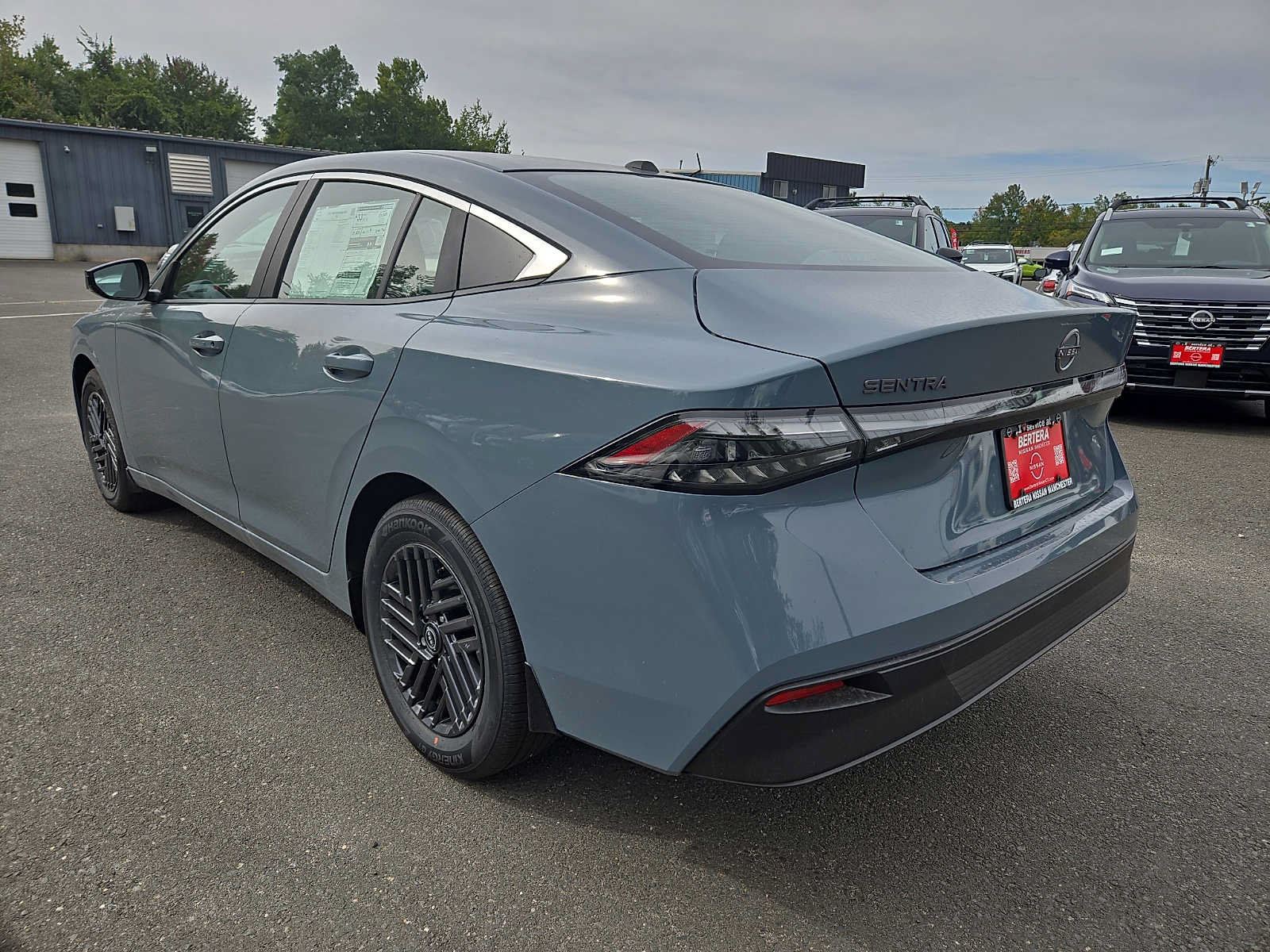 New 2027 Nissan Sentra SV w/ SV Convenience Package FWD image 6