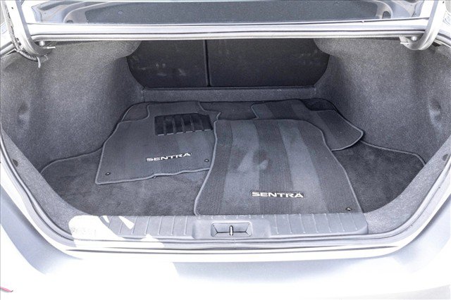 Used 2024 Nissan Sentra SV FWD image 21