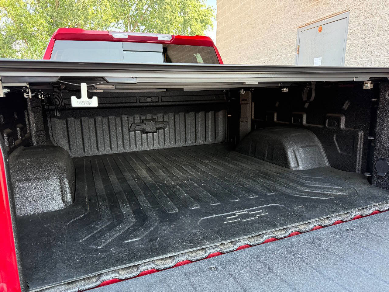 Used 2022 Chevrolet Silverado 1500 LT Trail Boss w/ LT Trail Boss Premium Package image 6