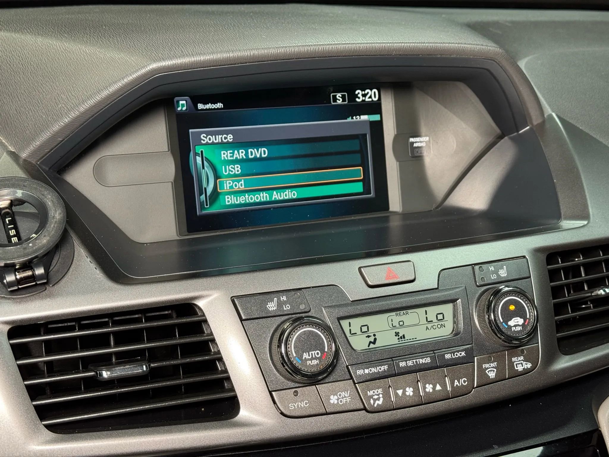 Used 2014 Honda Odyssey EX-L image 39