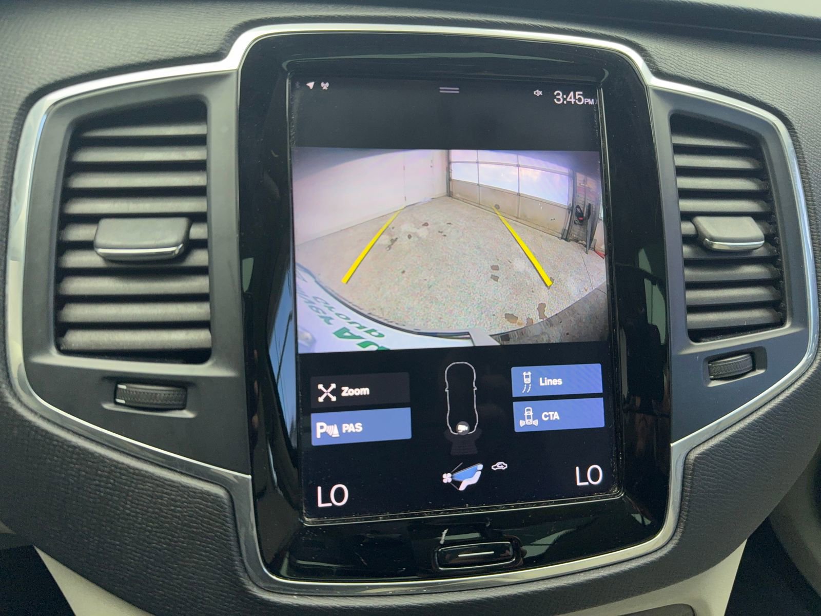 Used 2019 Volvo XC90 T5 Momentum w/ Multimedia Package image 27