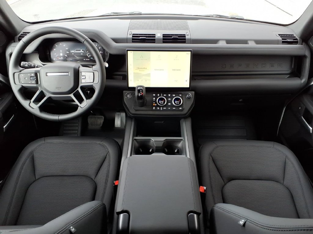 New 2026 Land Rover Defender 110 X-Dynamic SE AWD/4WD image 9