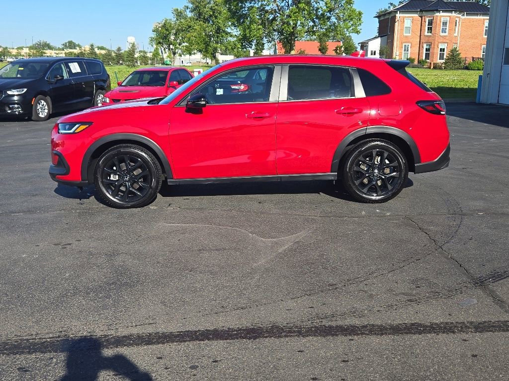 Certified 2025 Honda HR-V Sport image 4