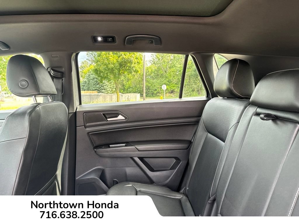 Used 2020 Volkswagen Atlas Cross Sport SE w/ Panoramic Sunroof Package AWD/4WD image 21