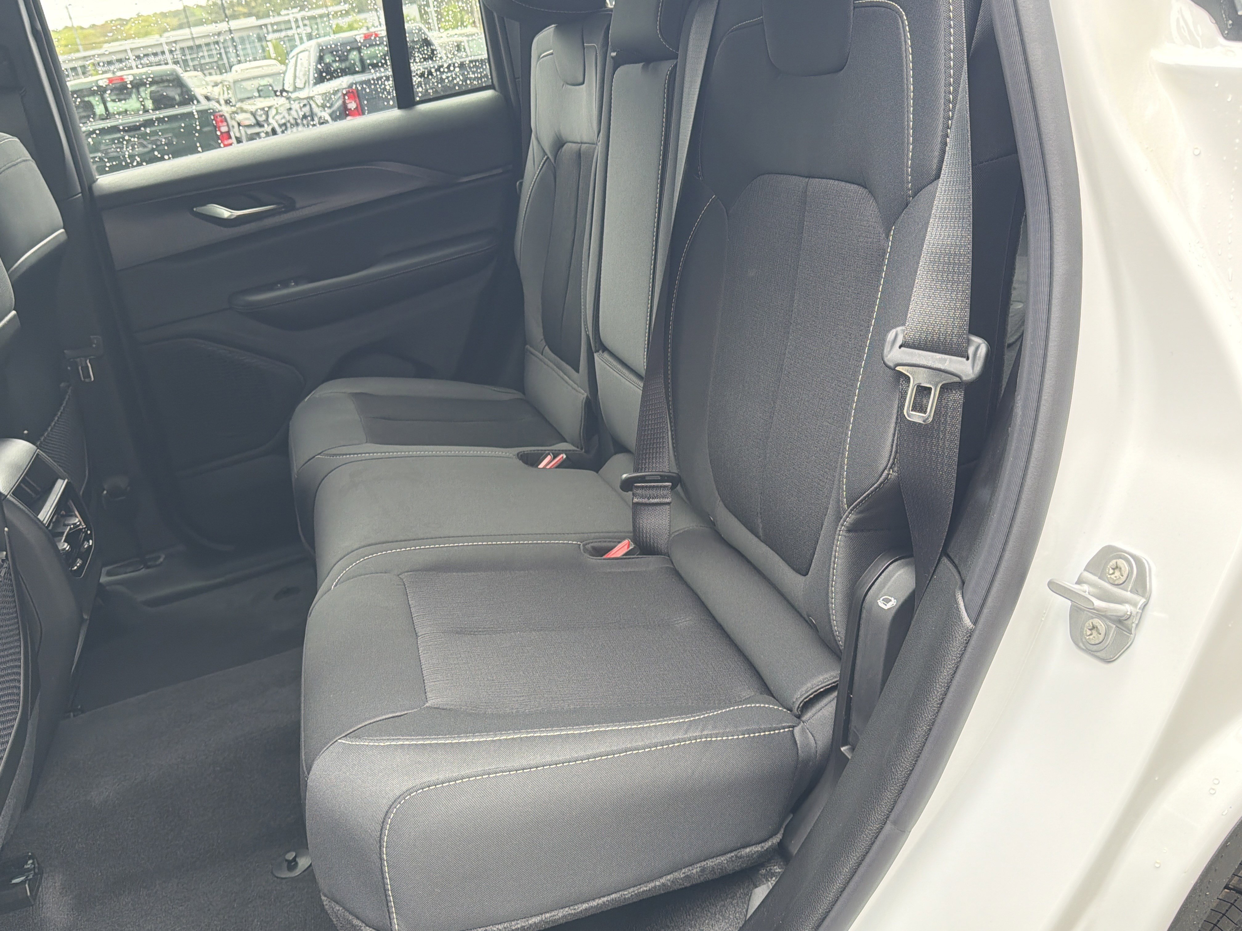 New 2026 Jeep Grand Cherokee Laredo w/ Trailer Tow Package image 24