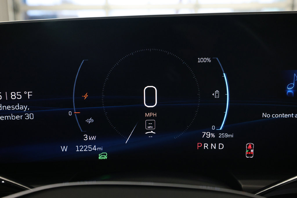 Used 2024 Cadillac Lyriq Luxury RWD image 18
