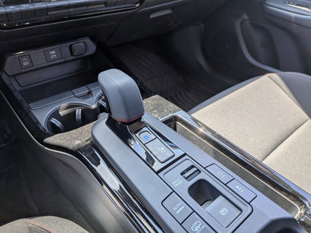 Used 2024 Toyota Prius Prime SE image 11