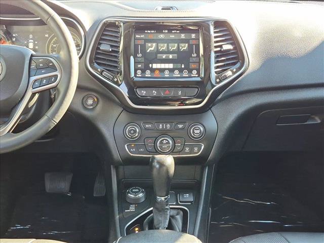 Used 2021 Jeep Cherokee Limited AWD/4WD image 15