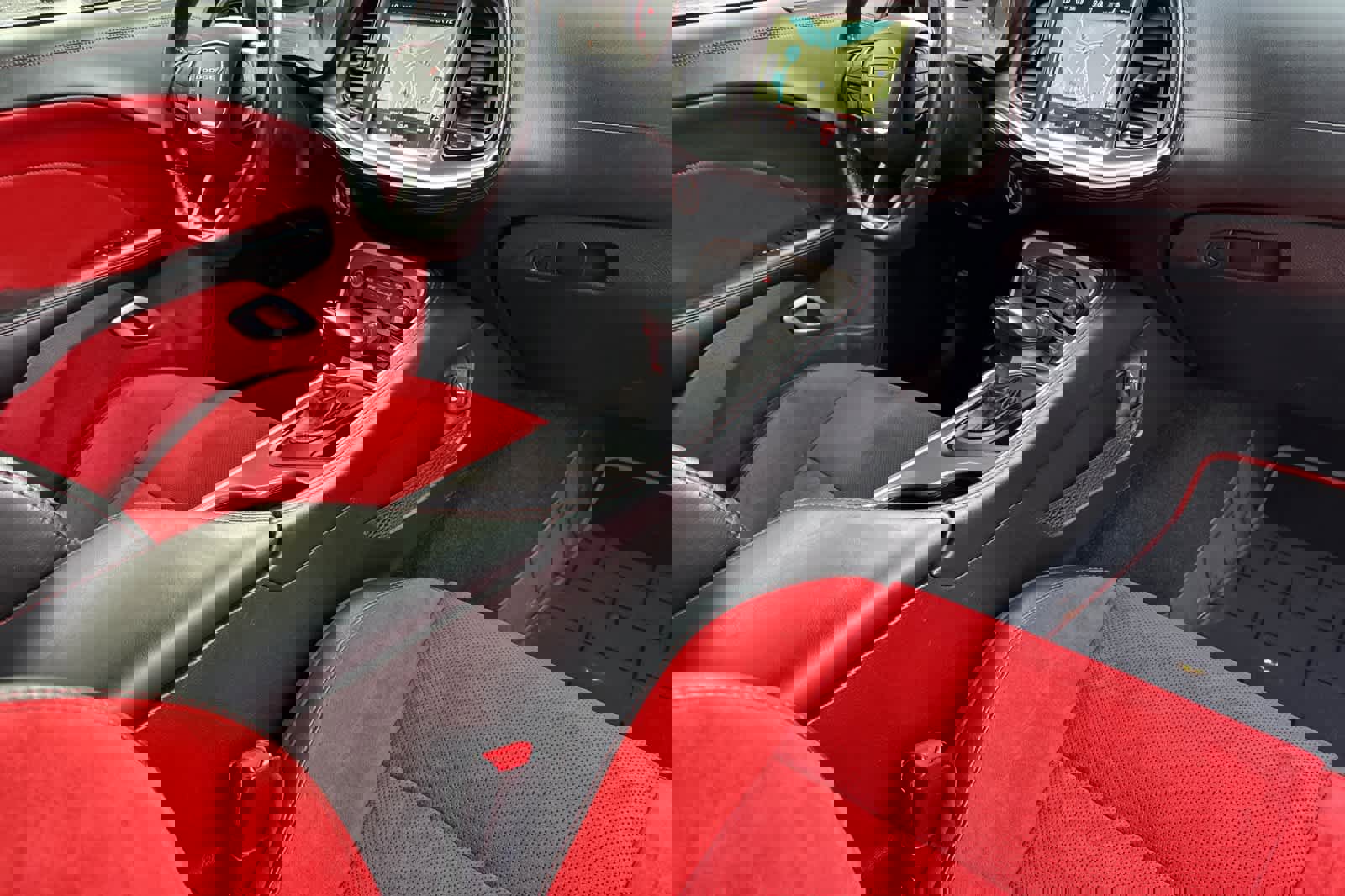 Used 2021 Dodge Challenger R/T w/ Plus Package image 15