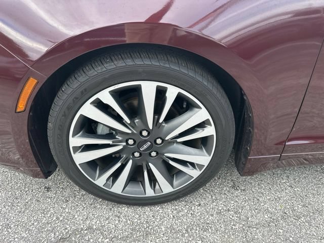 Used 2017 Lincoln MKZ Reserve FWD image 11