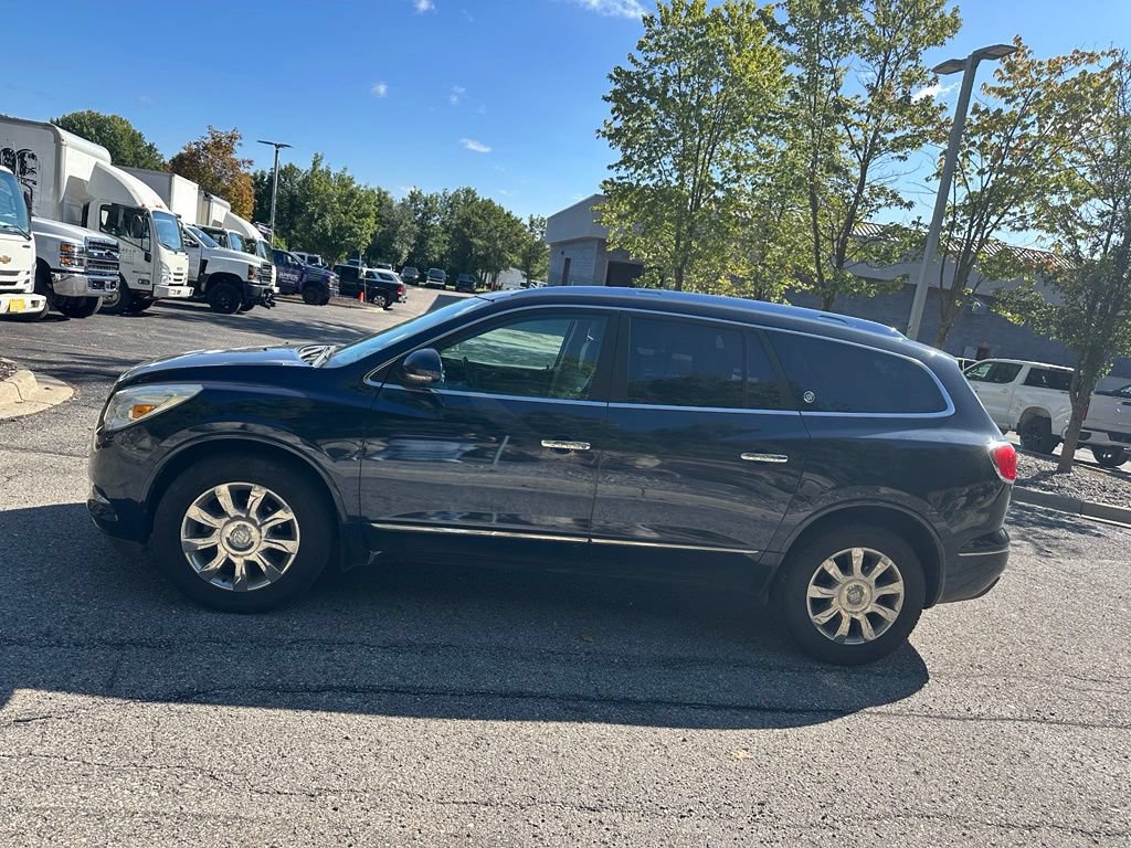 Used 2017 Buick Enclave Premium AWD/4WD image 2