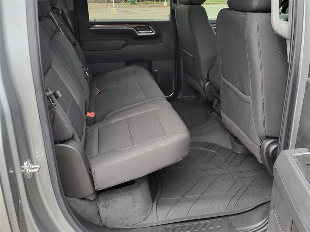 Used 2025 Chevrolet Silverado 2500 LT w/ Texas Edition image 11