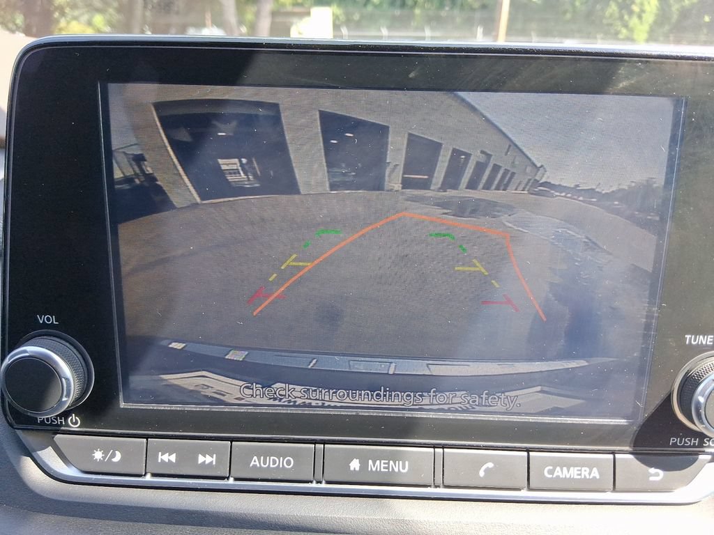 Used 2023 Nissan Rogue SV FWD image 18
