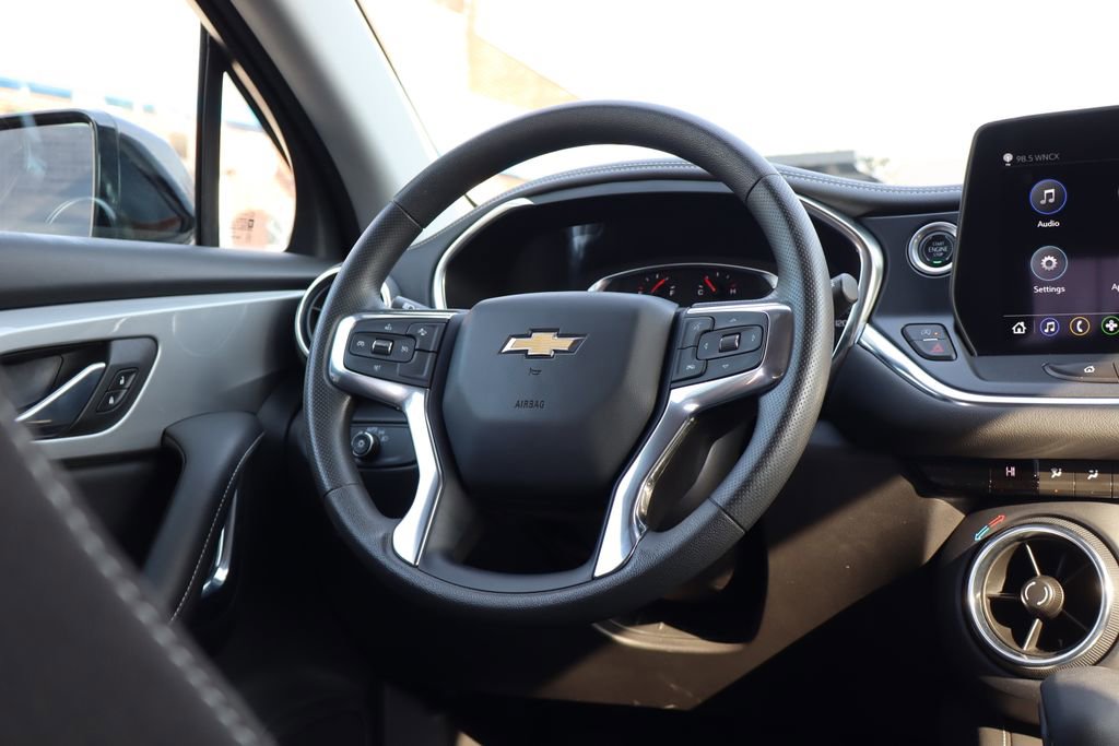 Used 2023 Chevrolet Blazer LT w/ Midnight/Sport Edition image 39