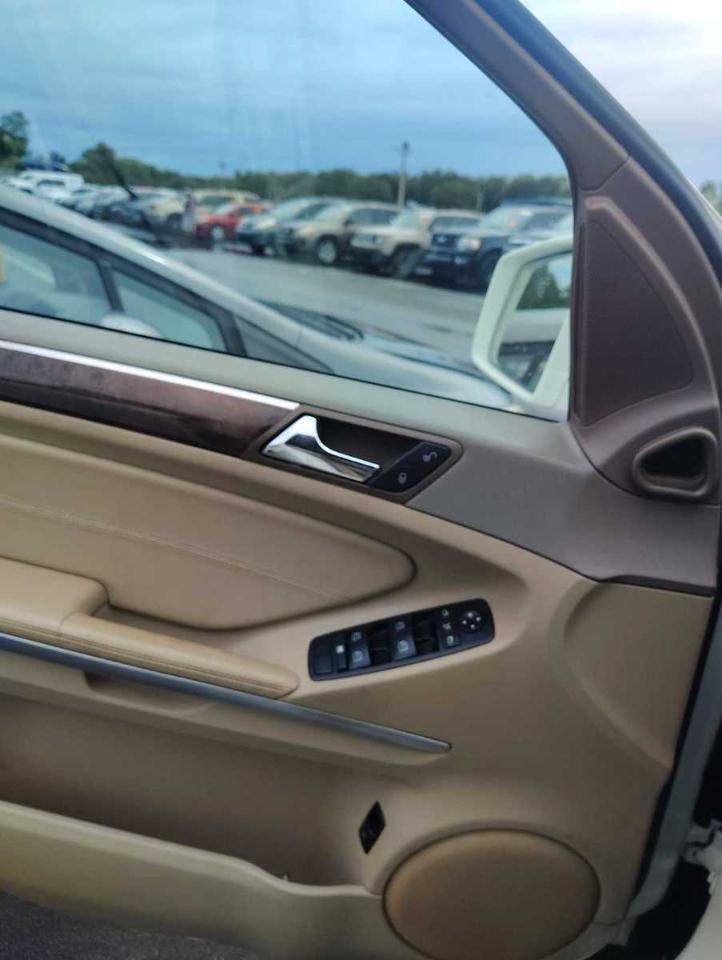 Used 2011 Mercedes-Benz ML 350 4MATIC image 12