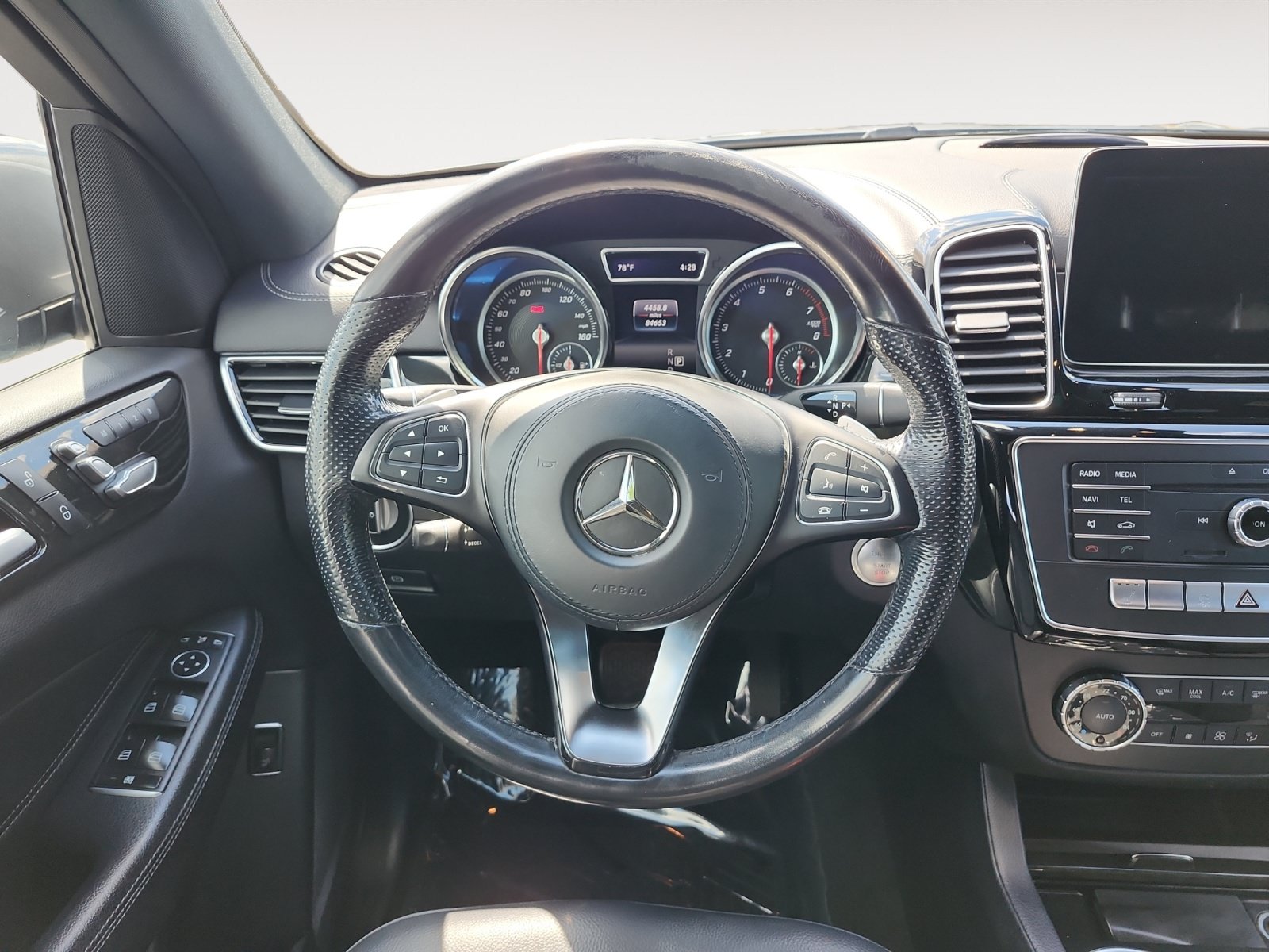 Used 2018 Mercedes-Benz GLS 450 4MATIC image 13