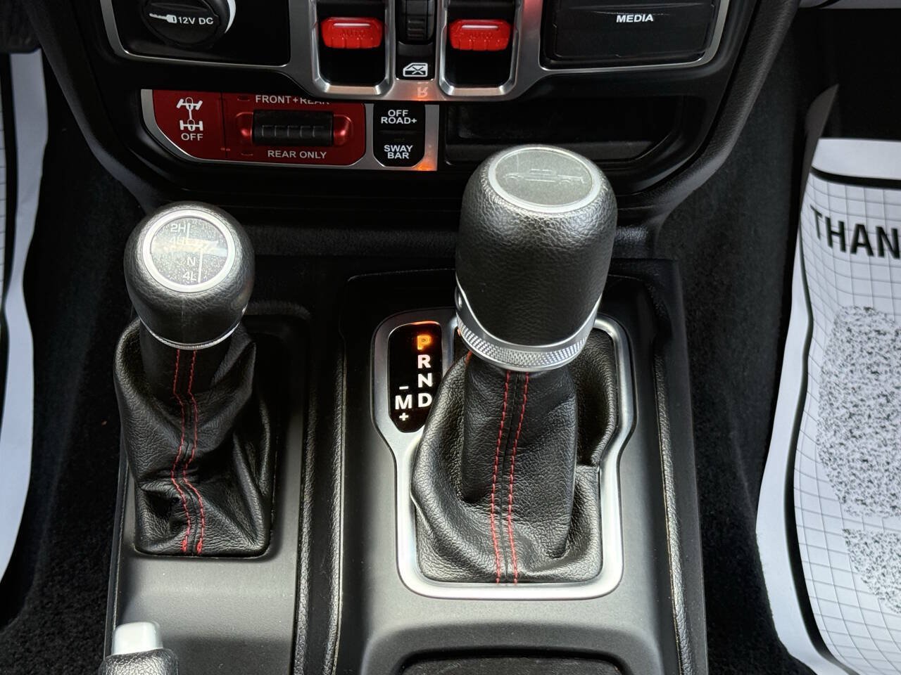 Used 2020 Jeep Gladiator Rubicon AWD/4WD image 19