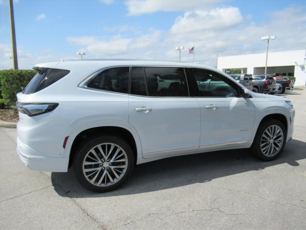 New 2026 Buick Enclave Avenir w/ Super Cruise Package FWD image 8