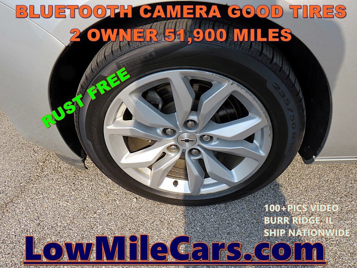 Used 2017 Chevrolet Impala LT w/ Convenience Package image 11