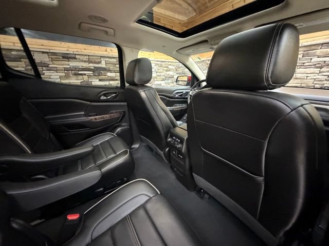 Used 2023 GMC Acadia Denali w/ Denali Ultimate Package AWD/4WD image 34