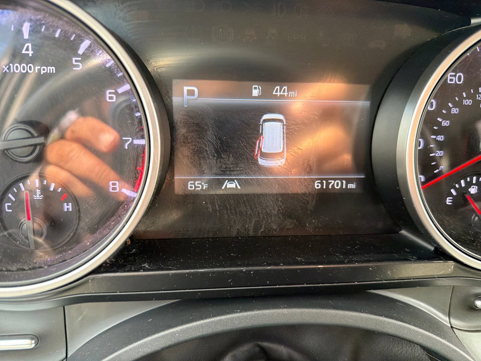 Used 2023 Kia Carnival LX FWD image 19