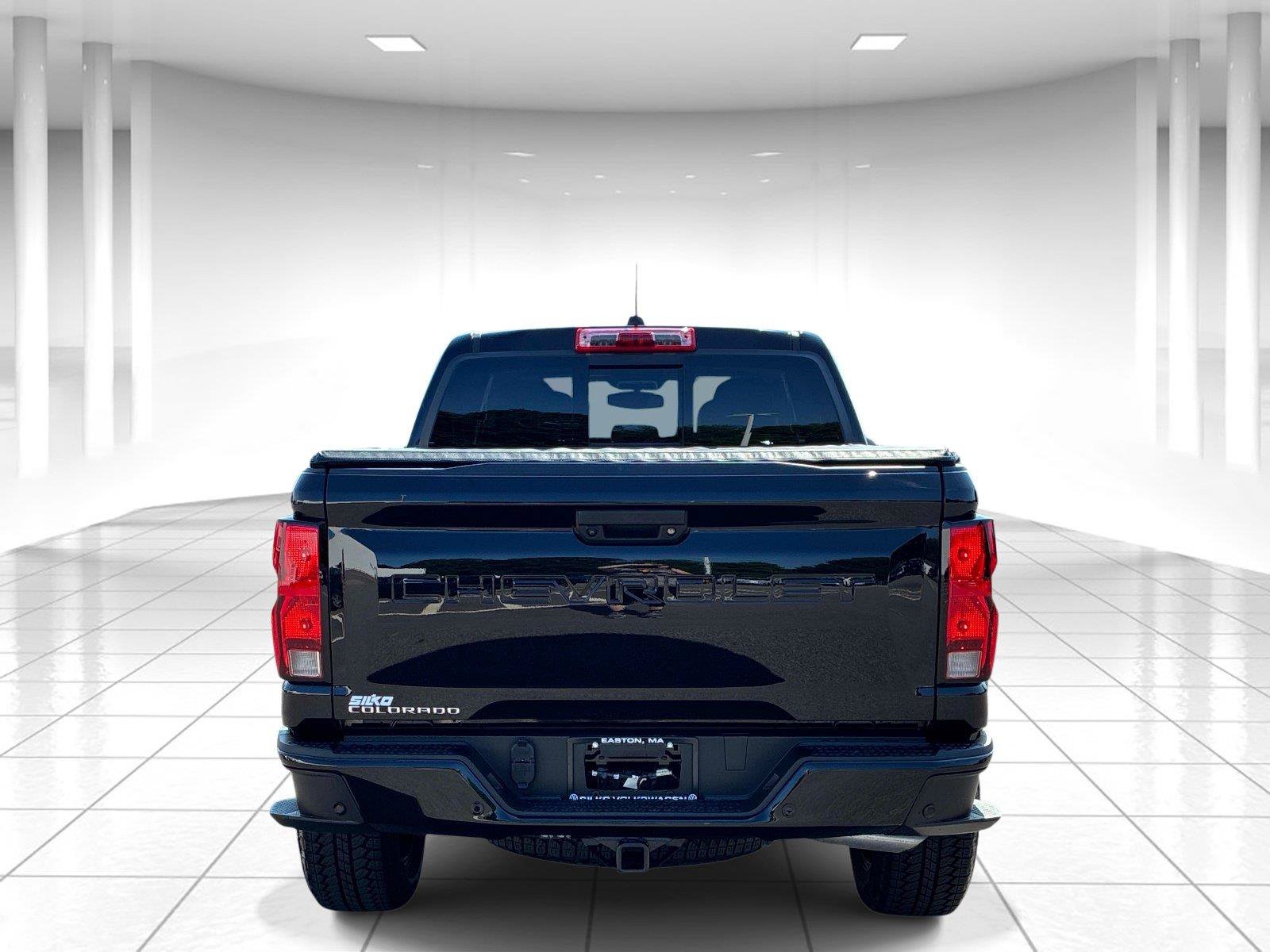 Used 2025 Chevrolet Colorado Trail Boss AWD/4WD image 6