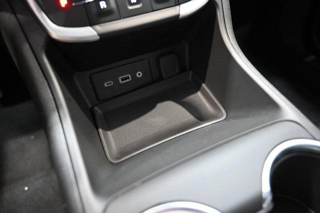 Used 2022 GMC Terrain SLE w/ Driver Convenience Package FWD image 20