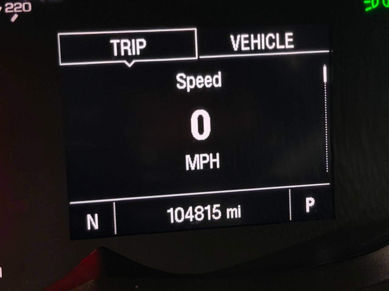 Used 2019 Chevrolet Trax LT w/ Sun & Sound Package AWD/4WD image 47