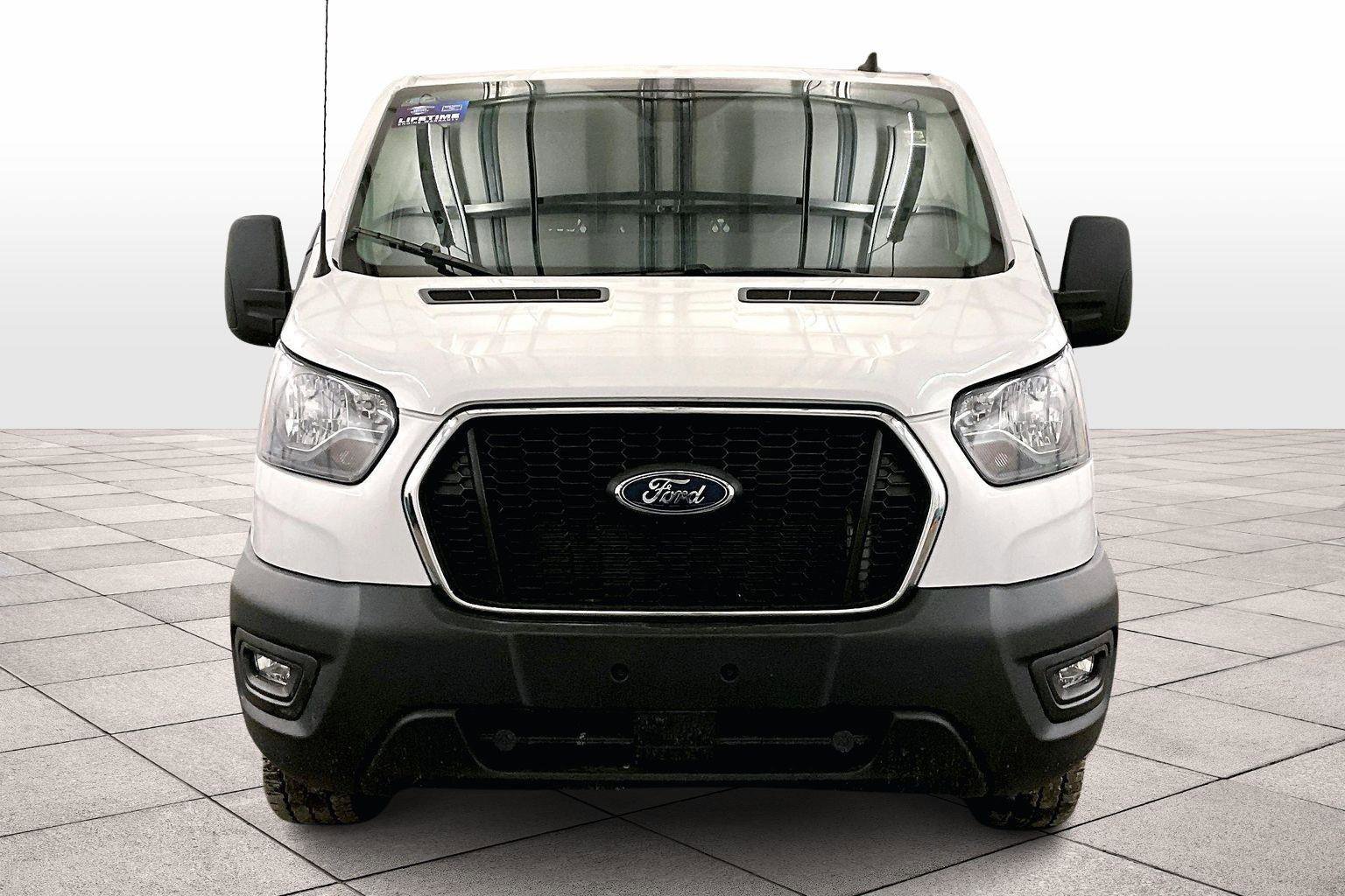 Used 2024 Ford Transit 250 Low Roof w/ Exterior Upgrade Package image 3