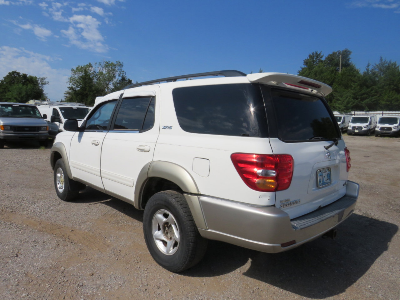 Used 2001 Toyota Sequoia SR5 image 7