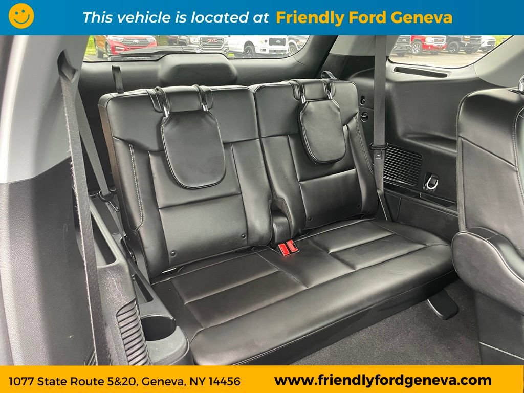 Used 2023 Ford Explorer XLT w/ Equipment Group 202A AWD/4WD image 33