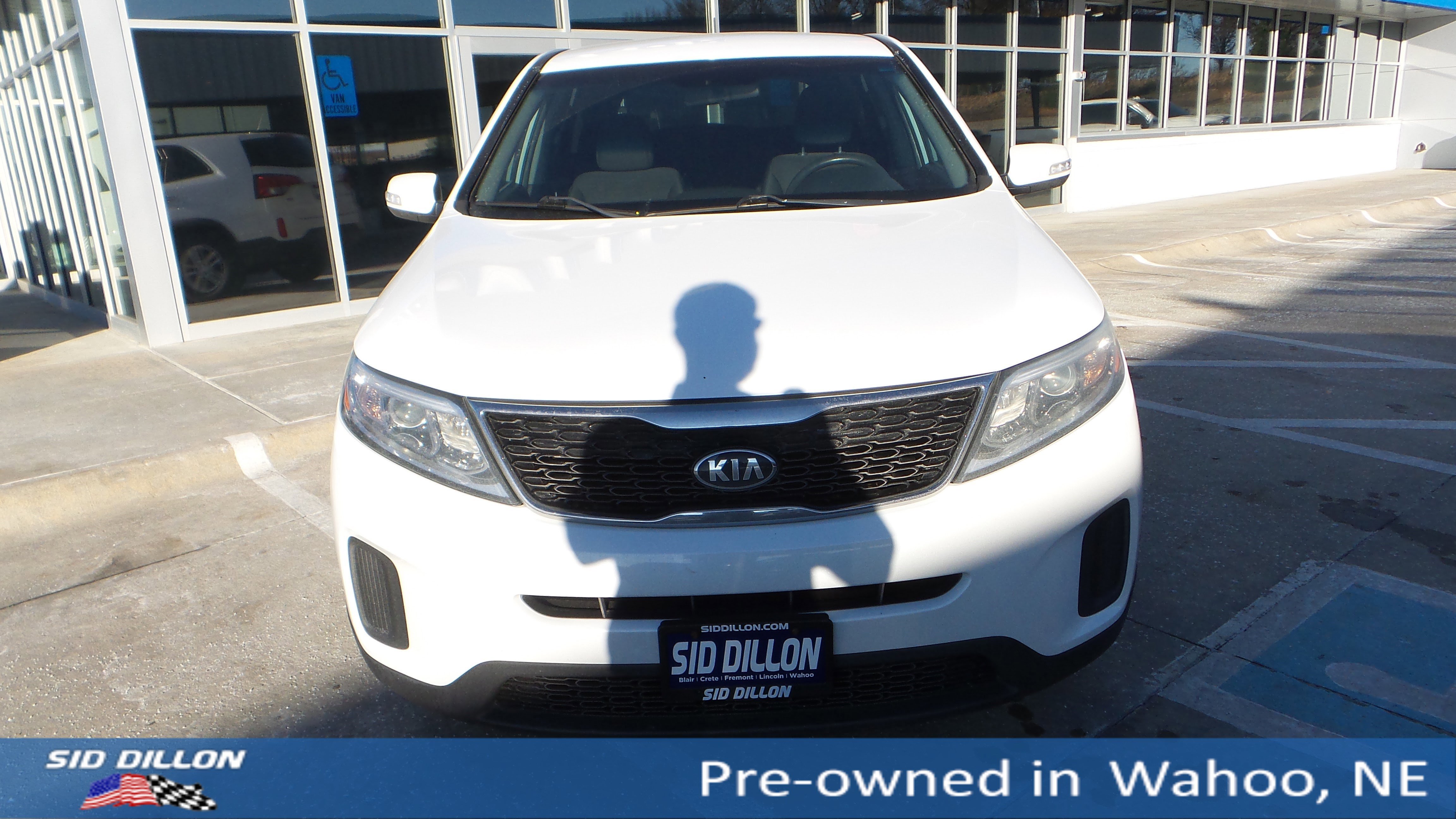 Used 2015 Kia Sorento LX image 8