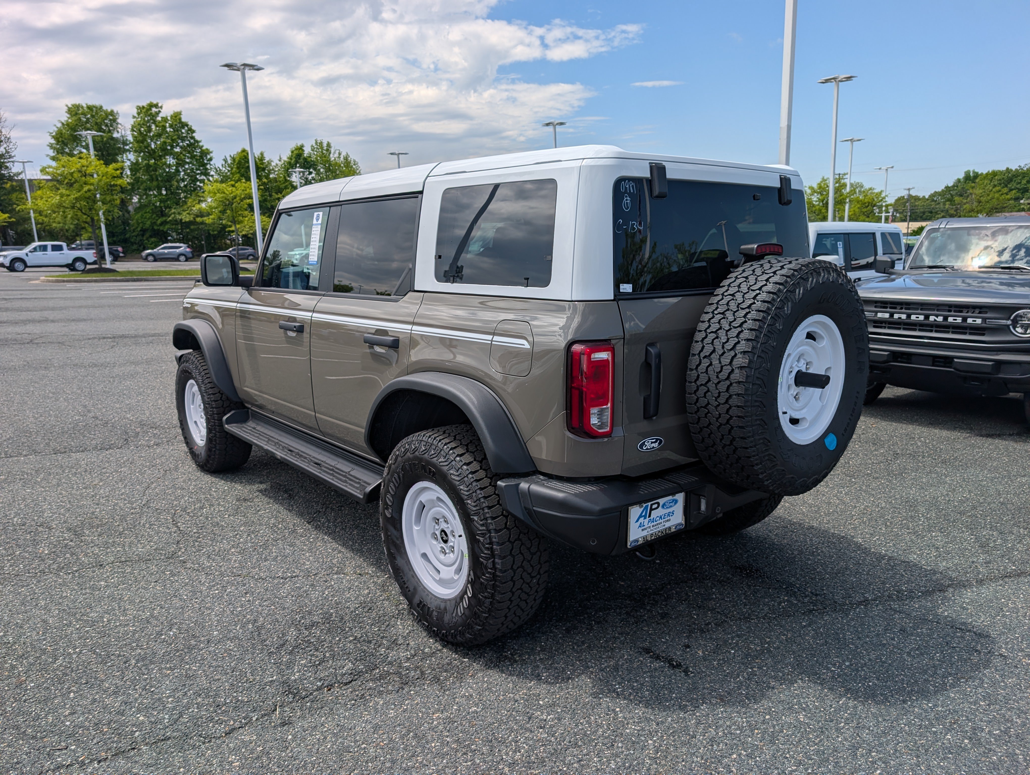 New 2026 Ford Bronco Heritage Edition AWD/4WD image 3