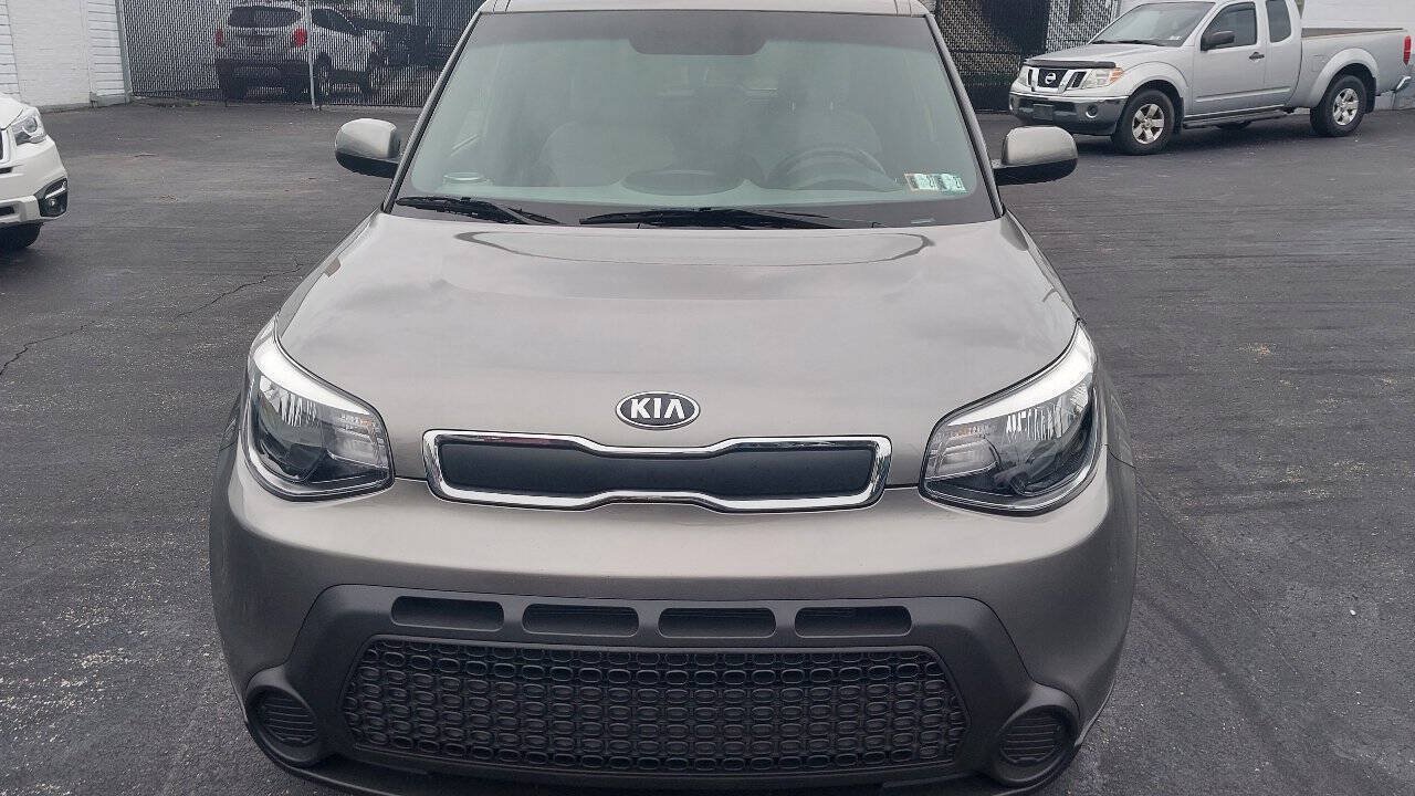 Used 2015 Kia Soul FWD image 13