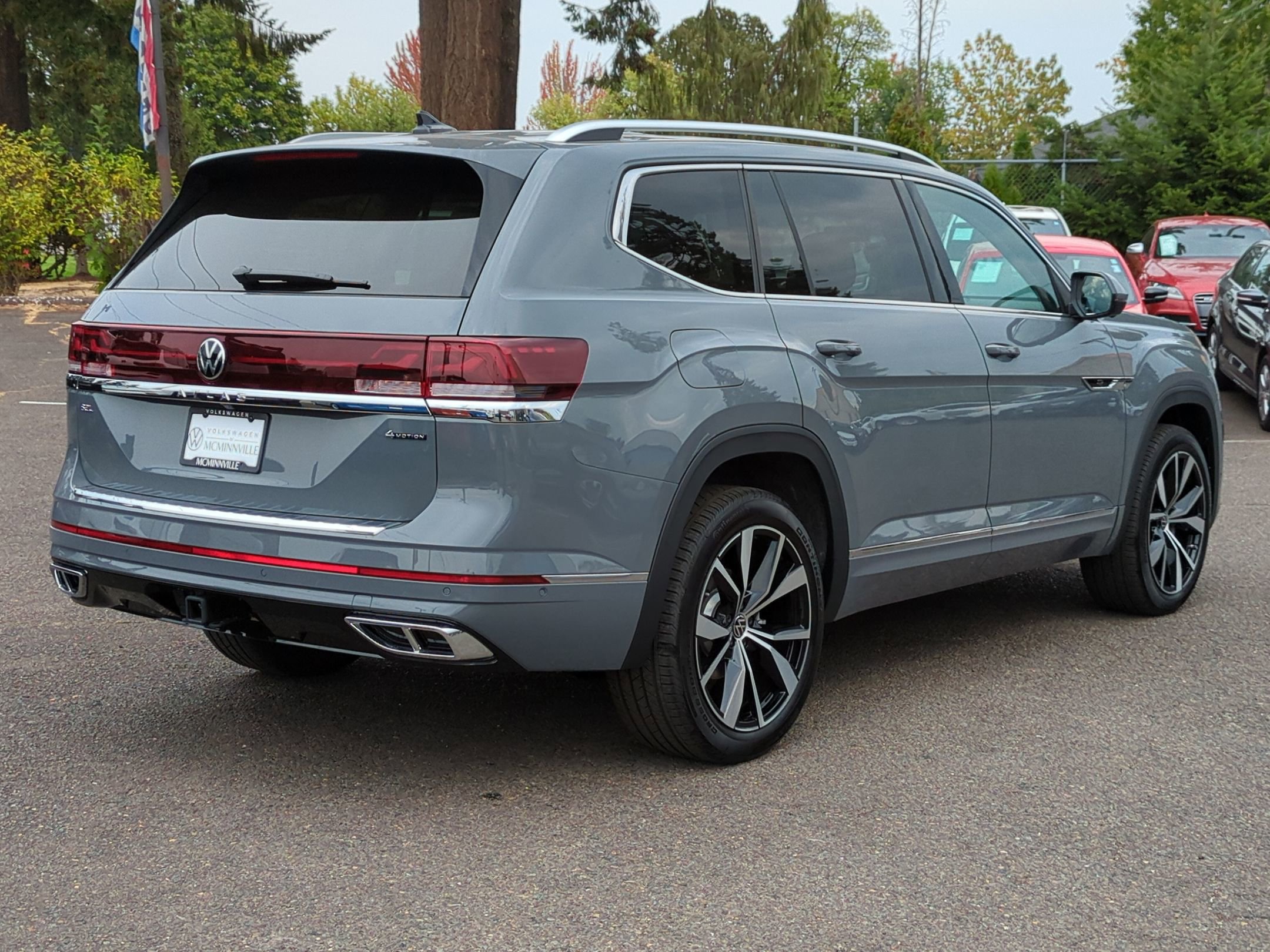 New 2025 Volkswagen Atlas SEL Premium R-Line image 5
