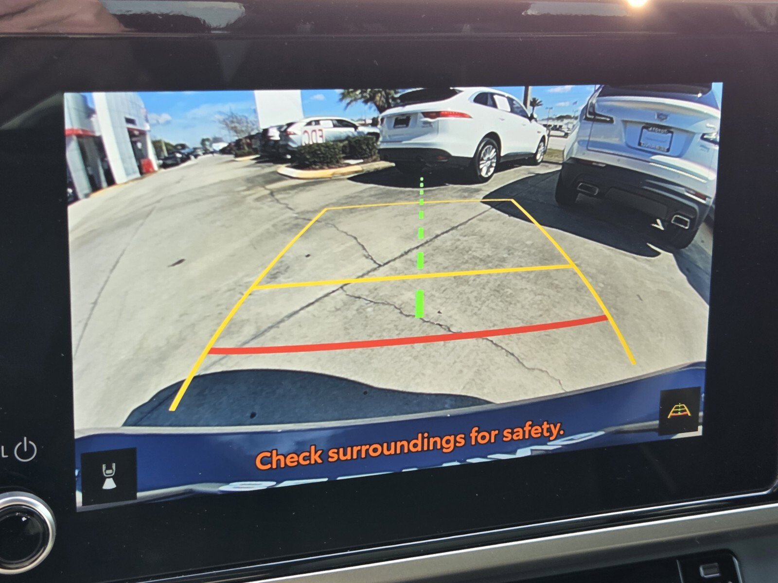 Used 2025 Toyota Camry SE image 16