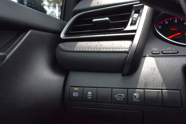 Used 2020 Toyota Camry XSE image 27
