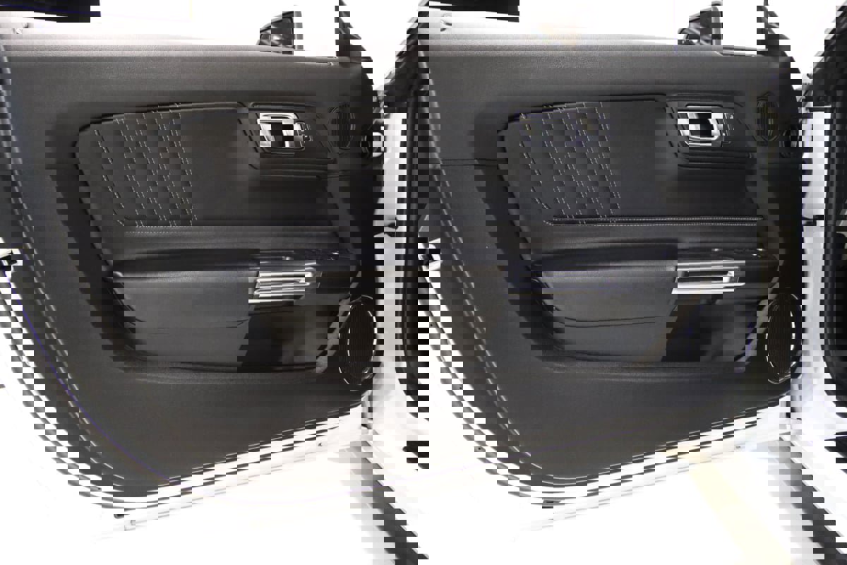 Used 2021 Ford Mustang Premium image 33