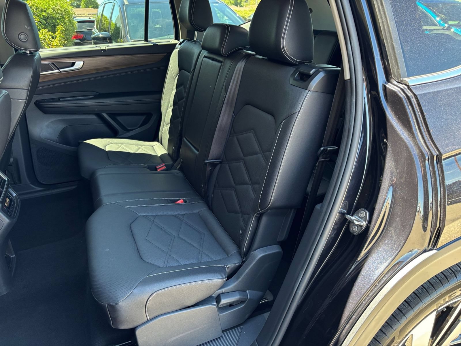 Used 2026 Volkswagen Atlas SE FWD image 40