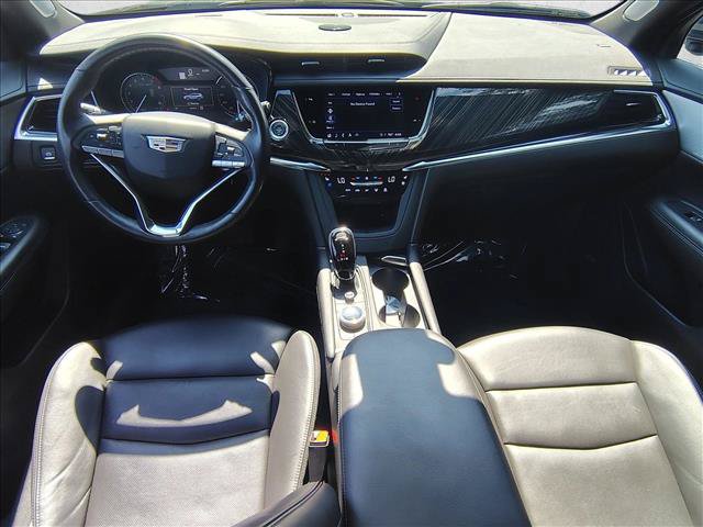 Used 2023 Cadillac XT6 Premium Luxury AWD/4WD image 18